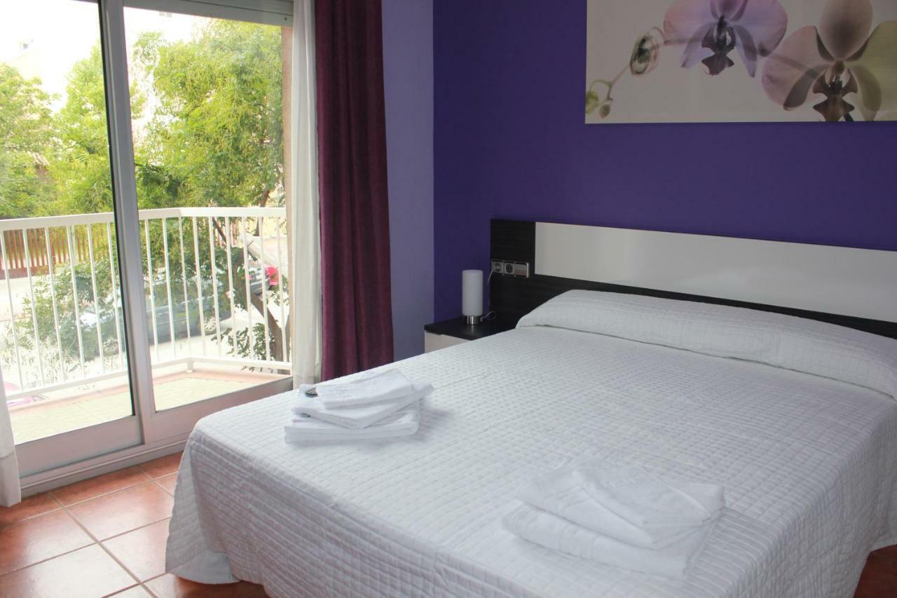 Piso Exterior Completo A 20 ' De Barcelona. Appartement Sabadell Buitenkant foto