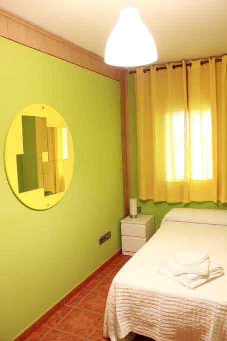 Piso Exterior Completo A 20 ' De Barcelona. Appartement Sabadell Buitenkant foto